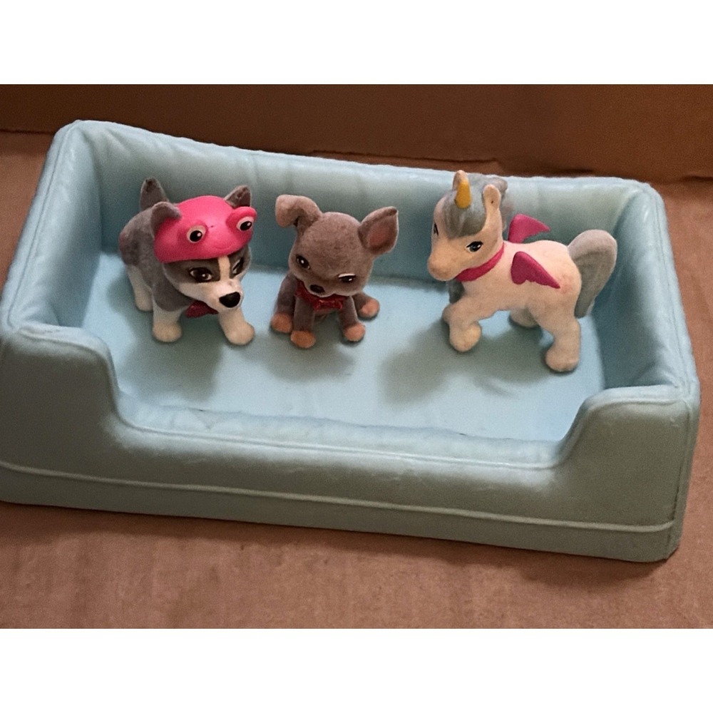 Barbie Pets And Animals Flocked - Lot Of 3 Pets - Puppies Unicorn And Pet Bed